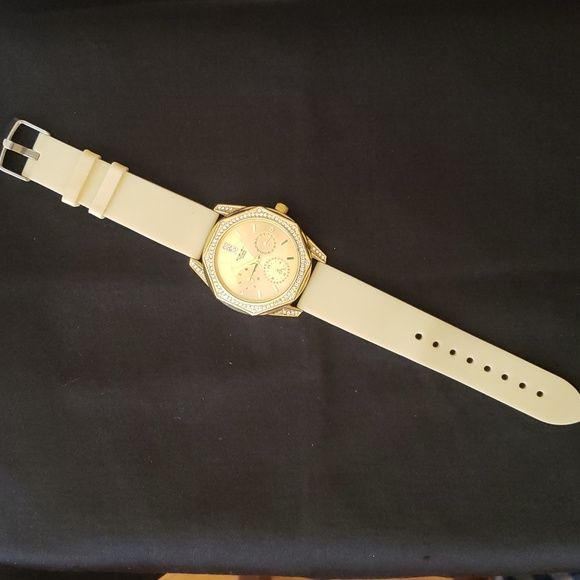 *Milano Expressions Goldtone Watch - Picture 2 of 5